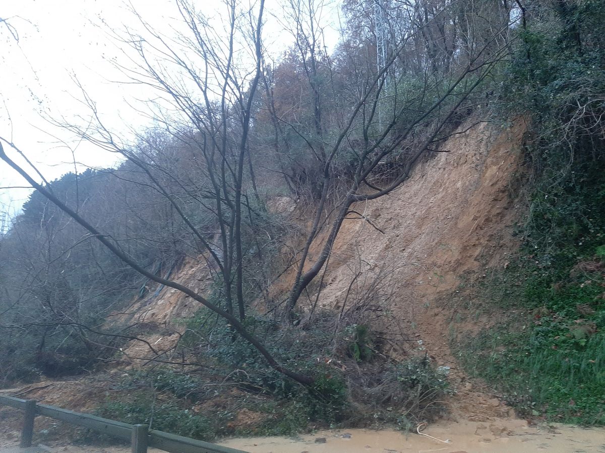 Fotos: Desprendimiento en Pasai Donibane por las lluvias