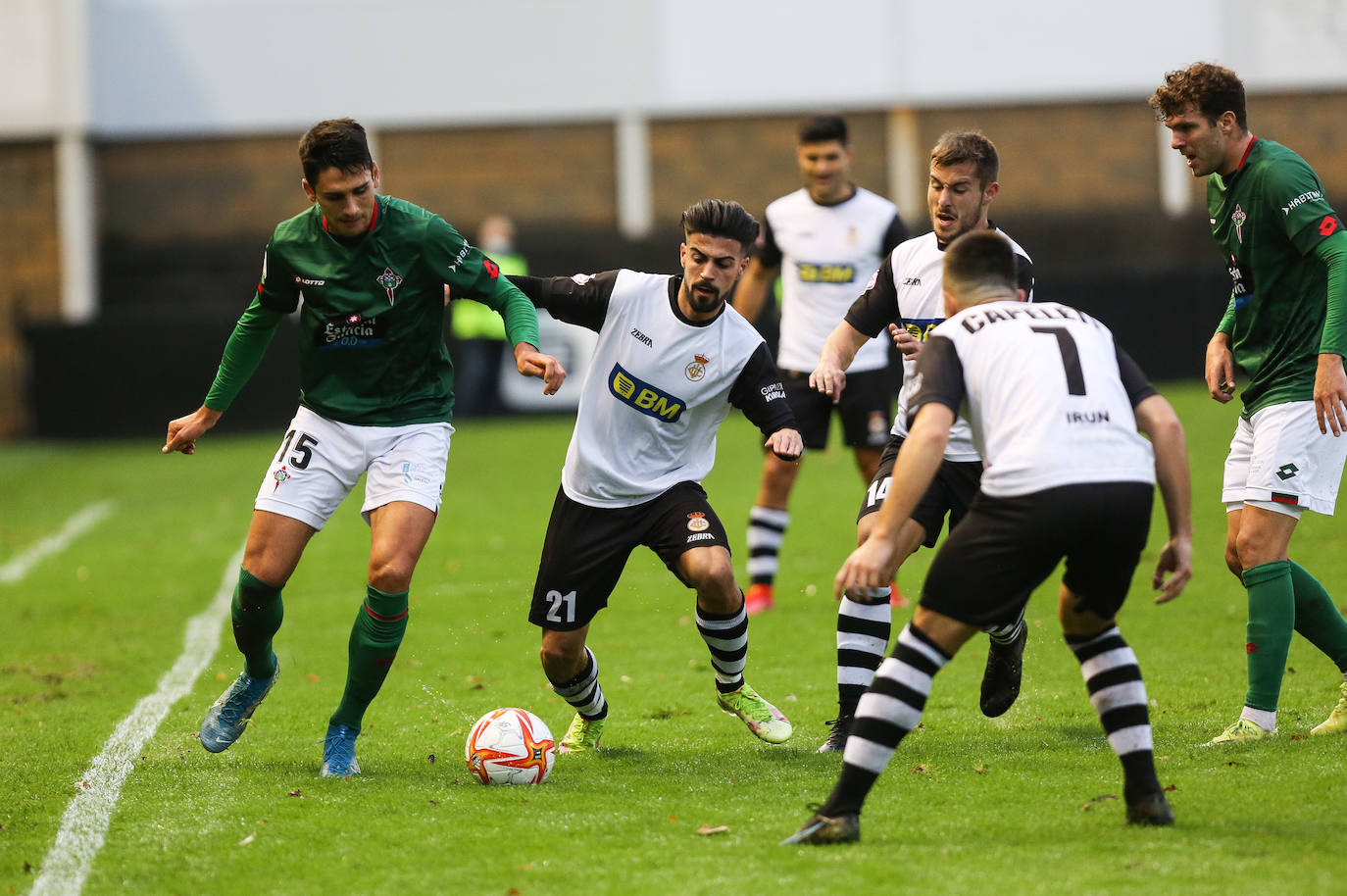 Fotos: El Real Union cae goleado en el Stadium Gal