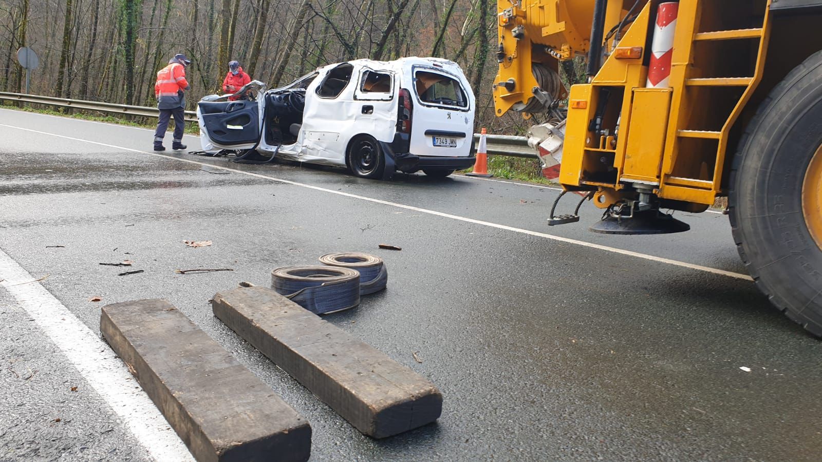 Fotos: Rescatan del río Bidasoa en Lesaka el cuerpo del vecino de Elizondo