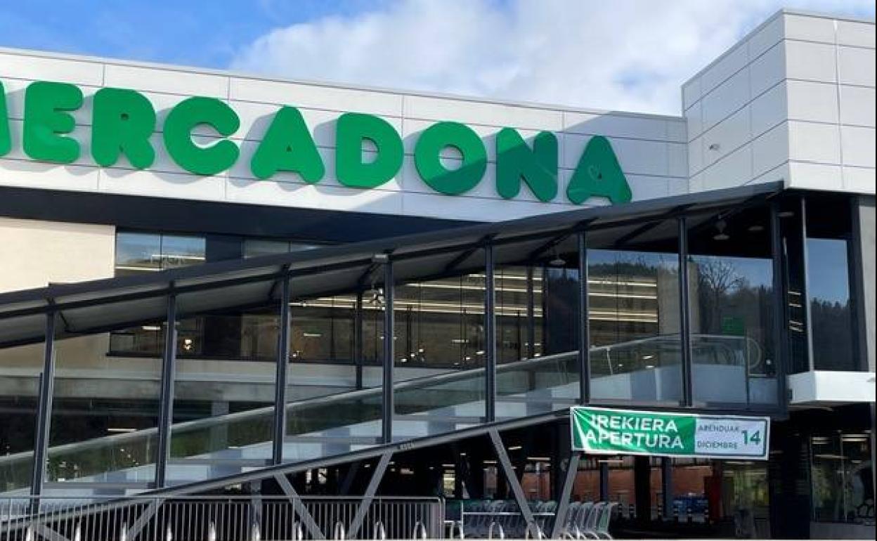 El nuevos supermercado de Mercadona está ubicado en la calle Hiribarren de Lazkao.