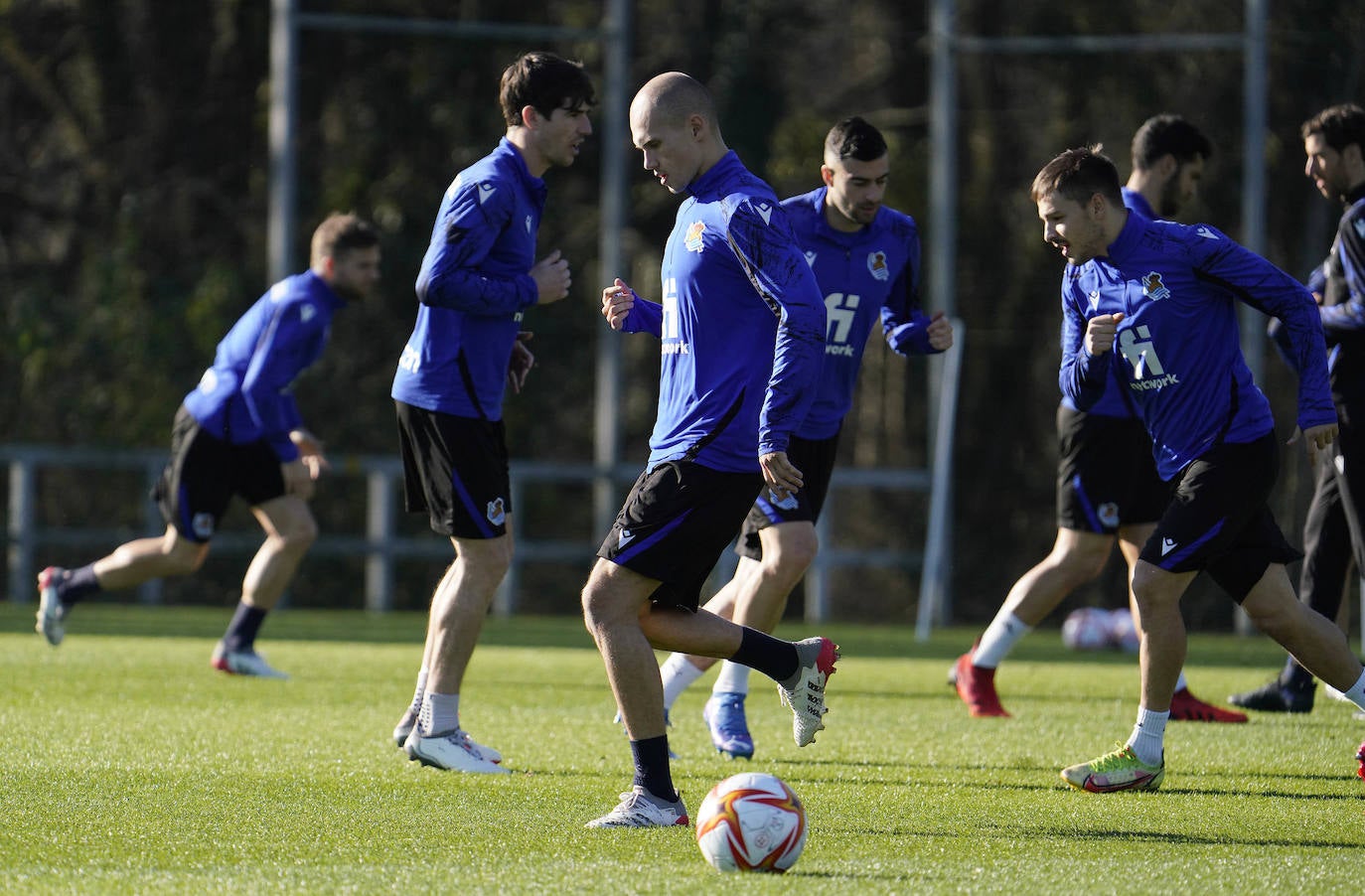 Fotos: Las imágenes del entrenamiento de la Real Sociedad en Zubieta
