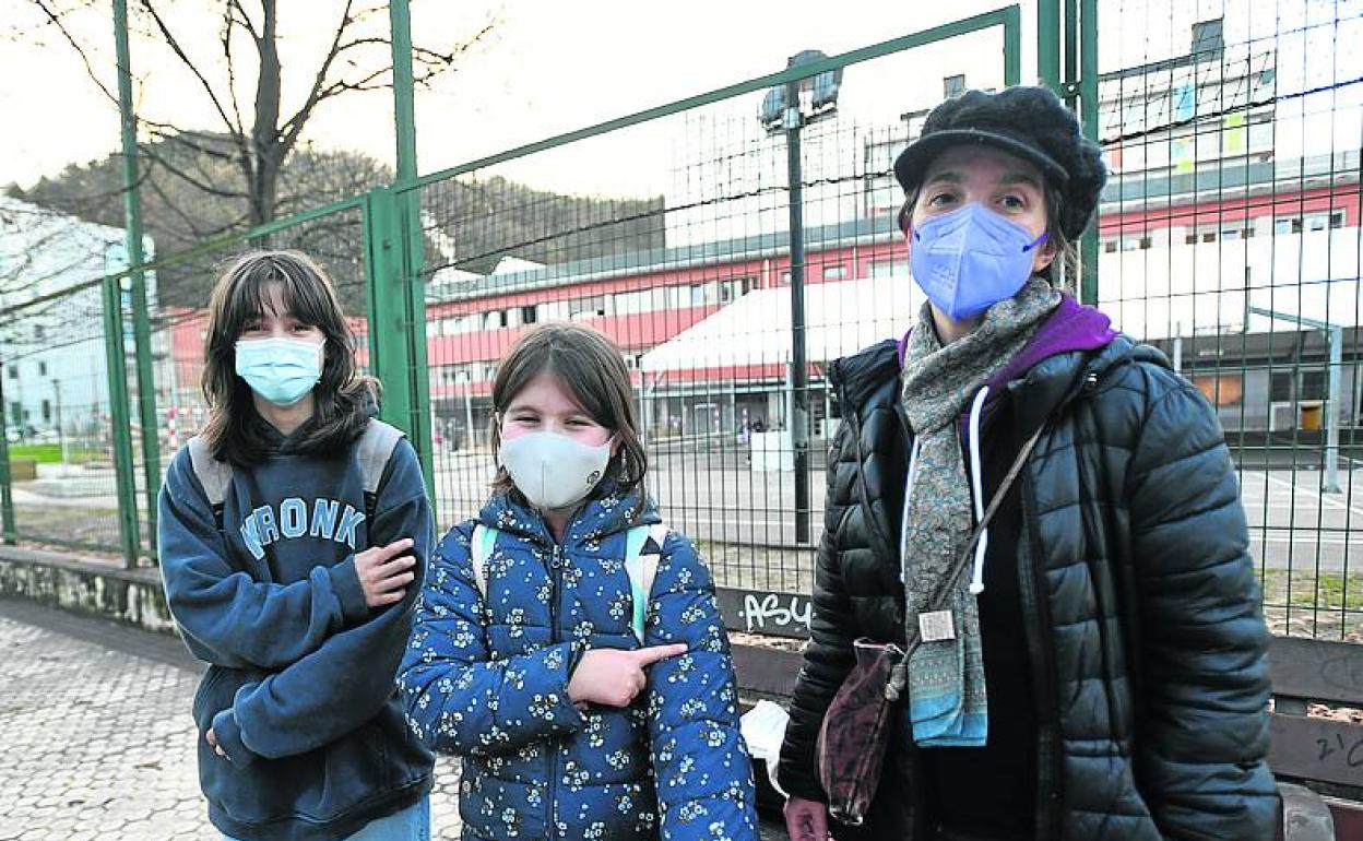 María Arratibel llevará a vacunar a sus hijos el día de Santo Tomás. 