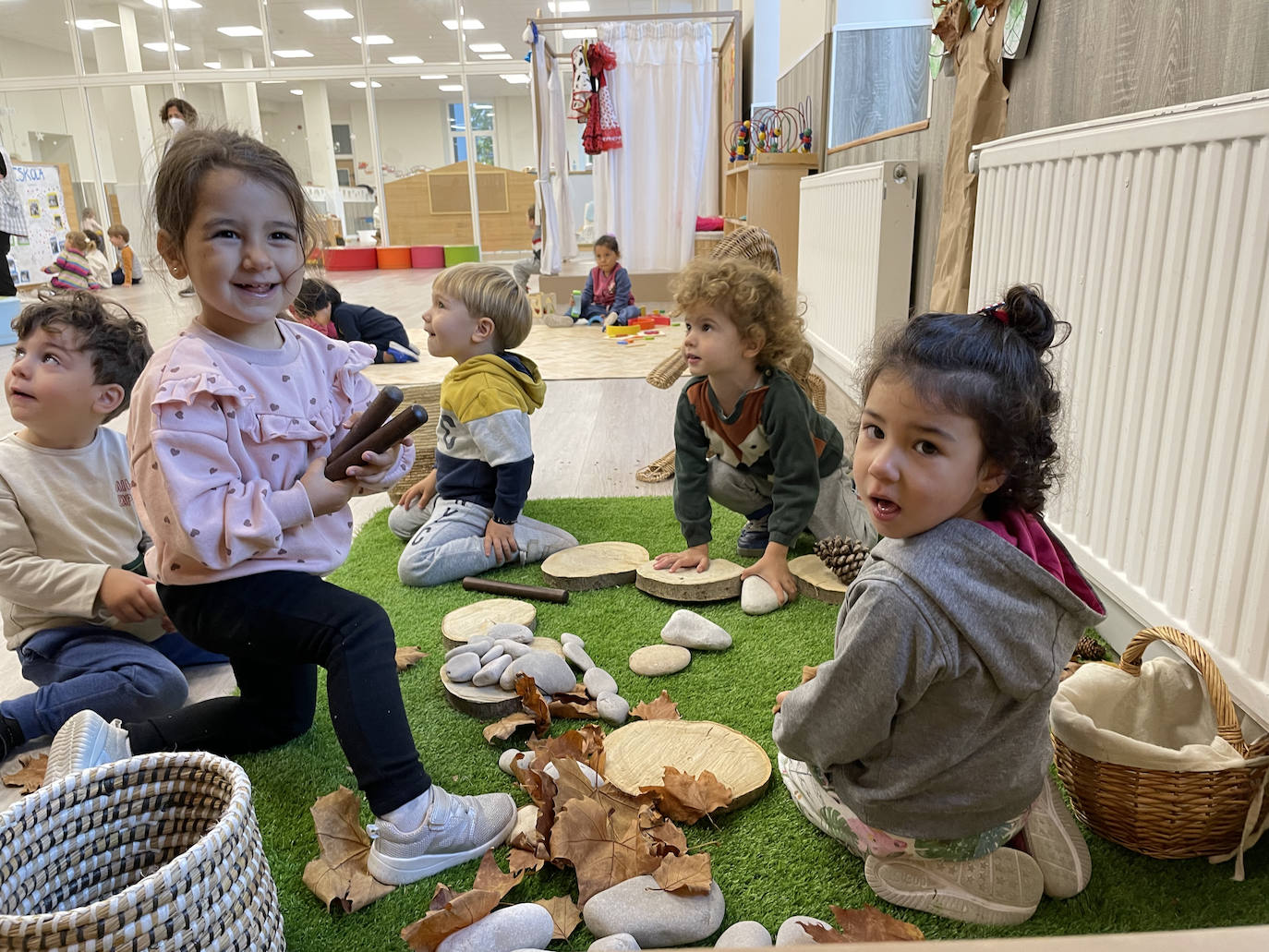 Los niños de Infantil, jugando.