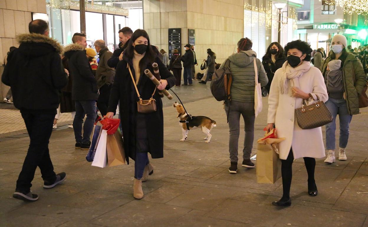 Se espera que este fin de semana las ventas tomen impulso en Donostia, en vísperas de Nochebuena y Navidad. 