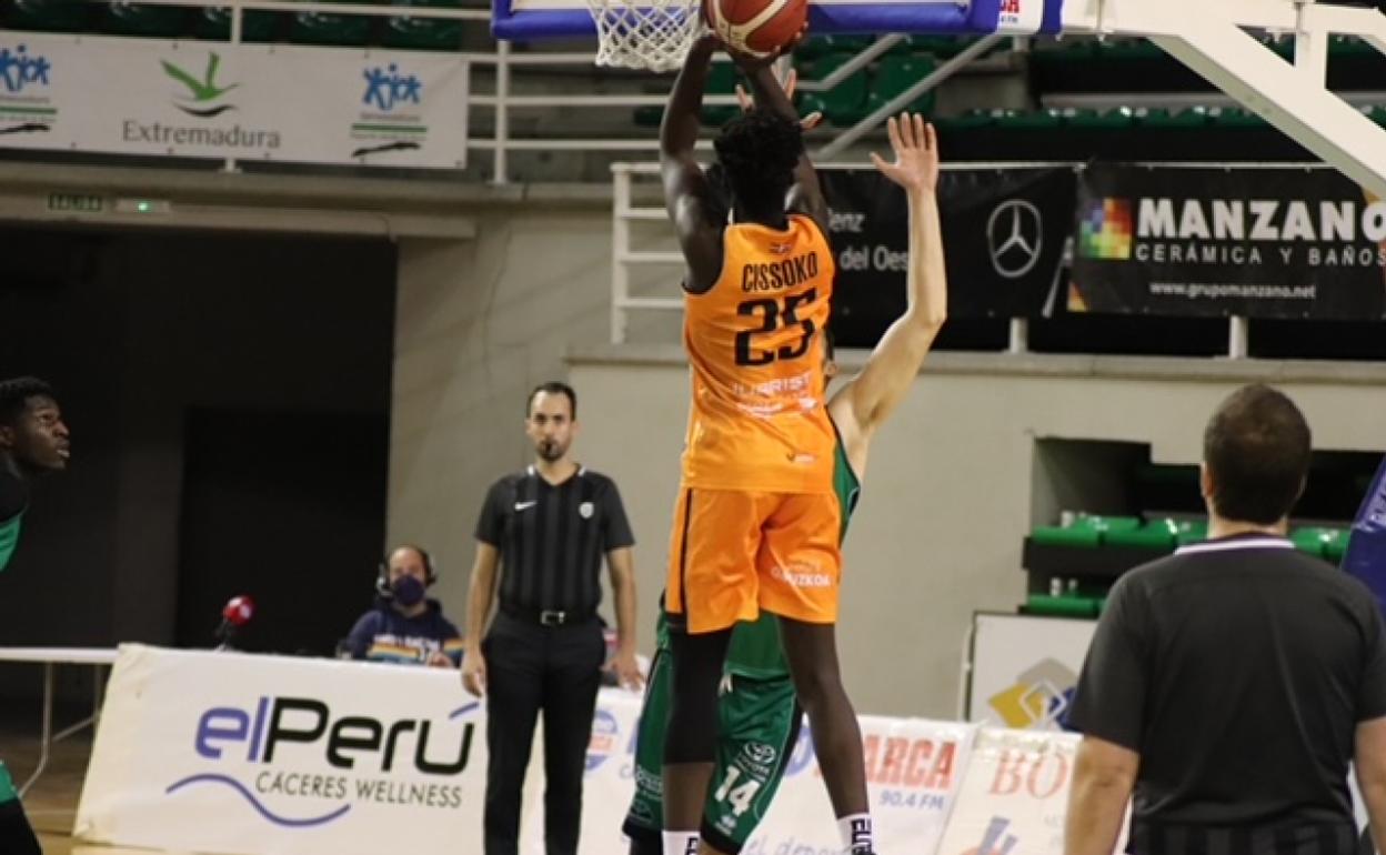 Cissoko, el último partido contra el Cáceres. 