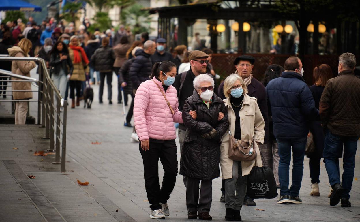 La cifra de positivos en Euskadi vuelve a alcanzar máximos un día más.