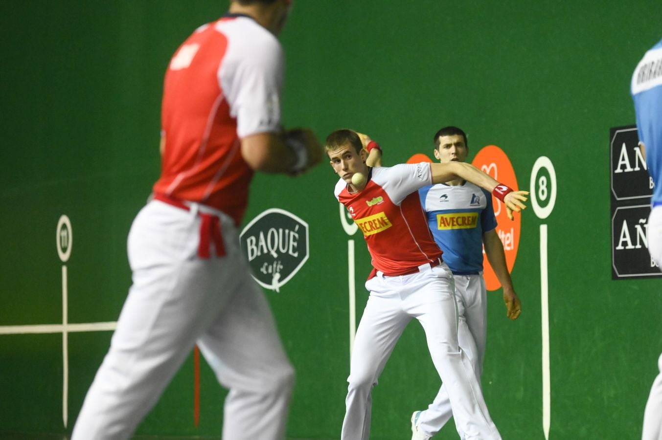 Fotos: Irribarria y Rezusta, nuevos líderes tras imponerse a Jaka y Mariezkurrena en Tolosa