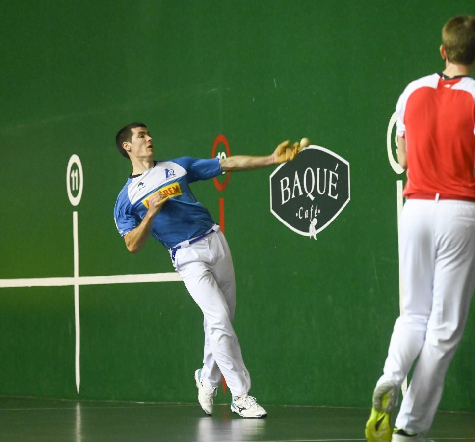 Fotos: Irribarria y Rezusta, nuevos líderes tras imponerse a Jaka y Mariezkurrena en Tolosa