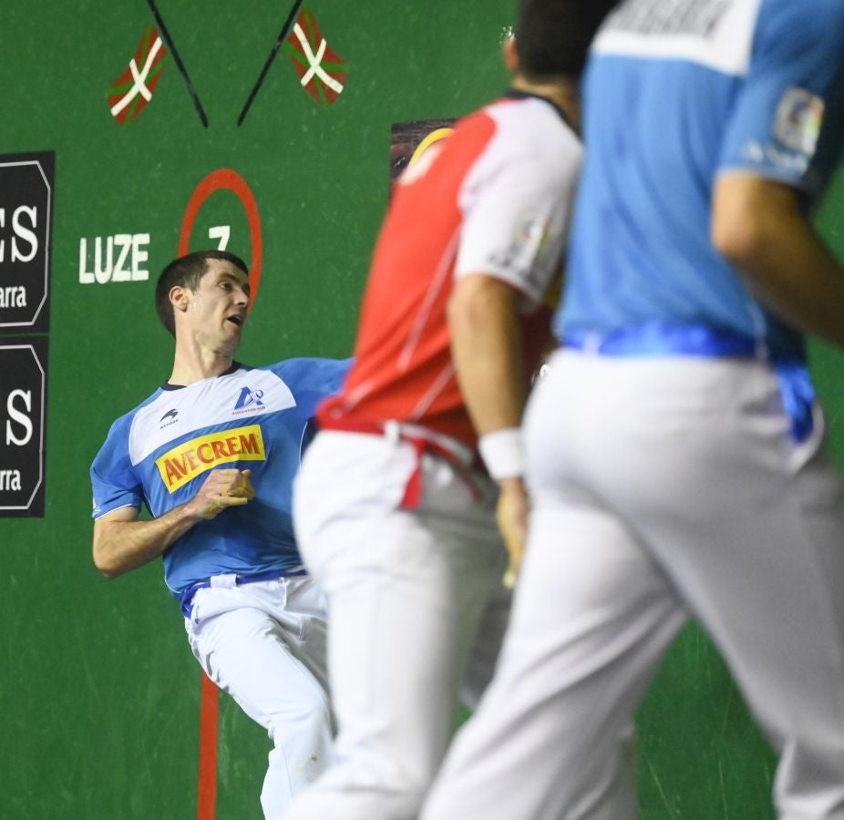 Fotos: Irribarria y Rezusta, nuevos líderes tras imponerse a Jaka y Mariezkurrena en Tolosa