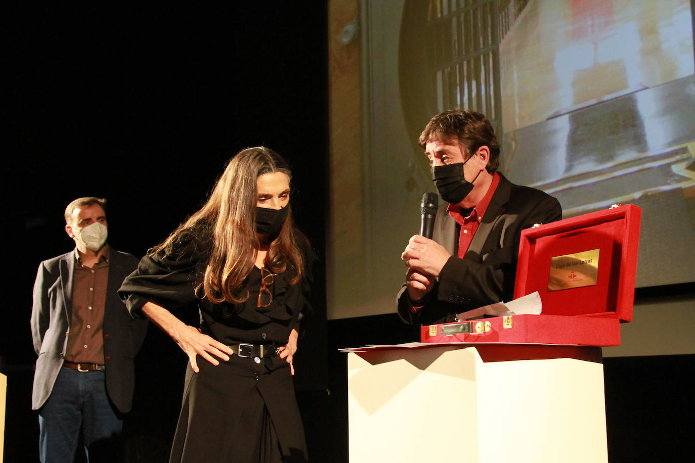 Fotos: Ángela Molina clausura el ciclo de Filmoteca Vasca dedicado a Luis Buñuel