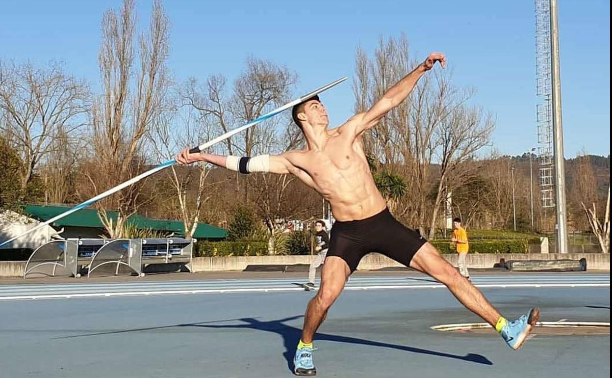 El atleta Odei Jainaga será homenajeado este viernes antes de la San Silvestre de Eibar. 
