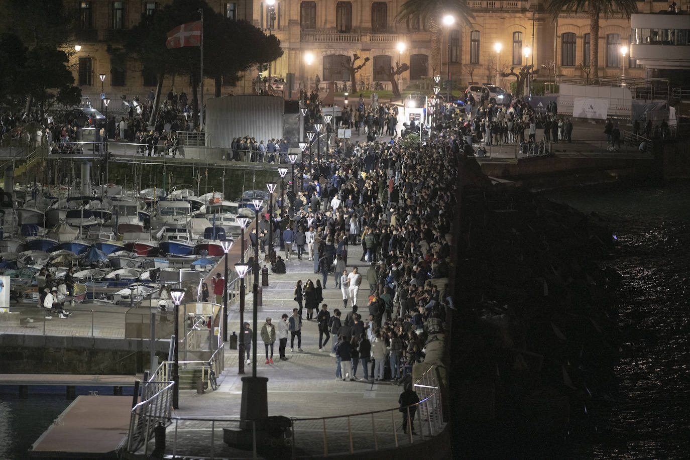 Fotos: Fin de Año en la calles de Gipuzkoa