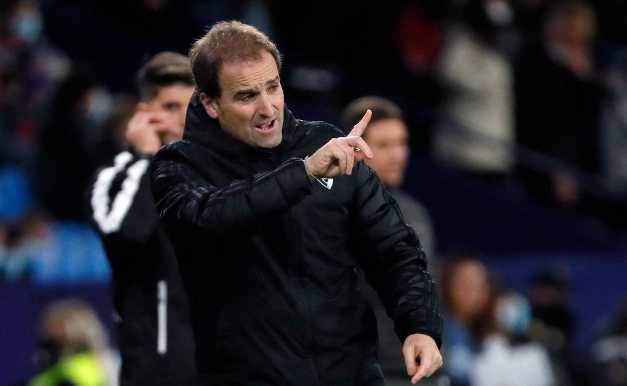 Jagoba Arrasate dirige un partido de Osasuna esta temporada.