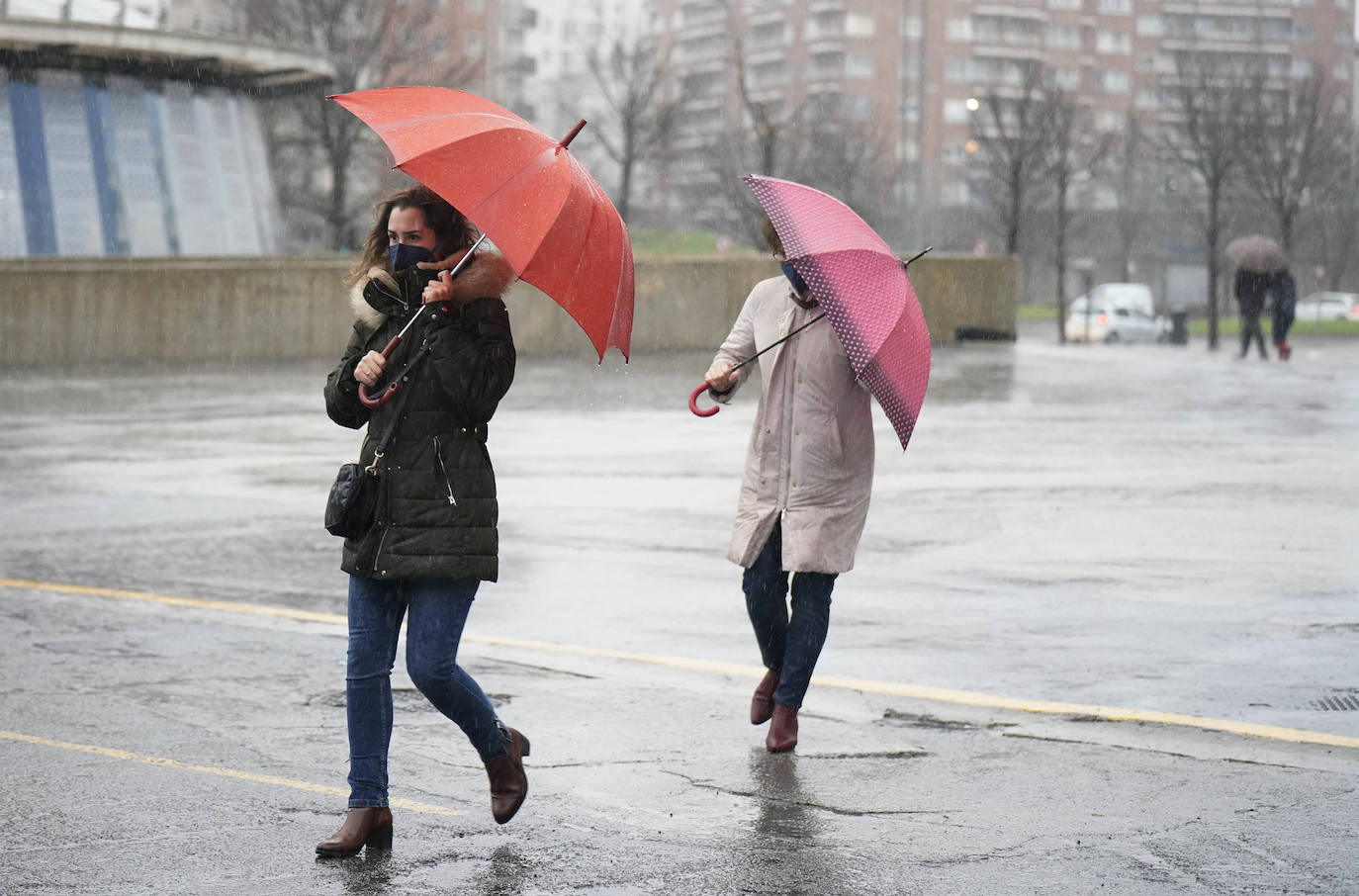 Fotos: Euskadi pasa del verano al invierno en cinco días