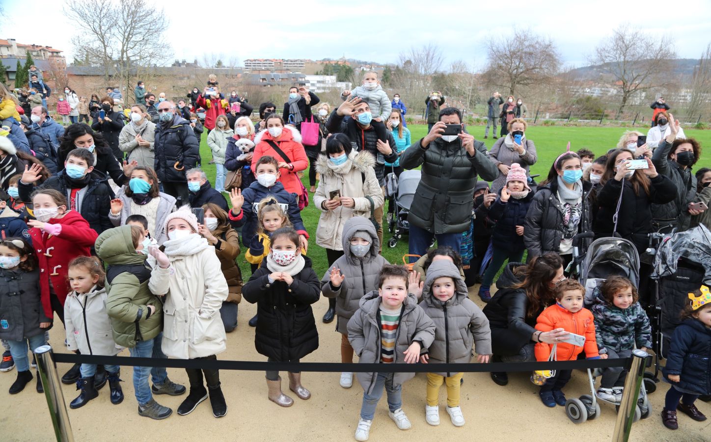 Fotos: La cabalgata de los Reyes Magos recorre las calles de Donostia