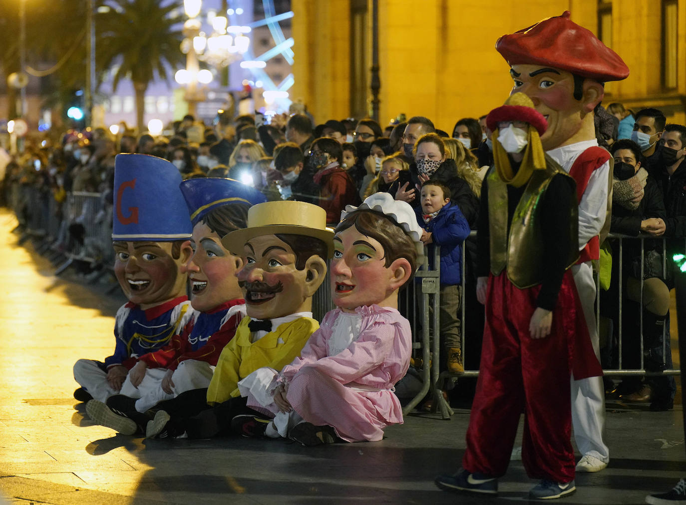 Fotos: El paso de los Reyes Magos por San Sebastián