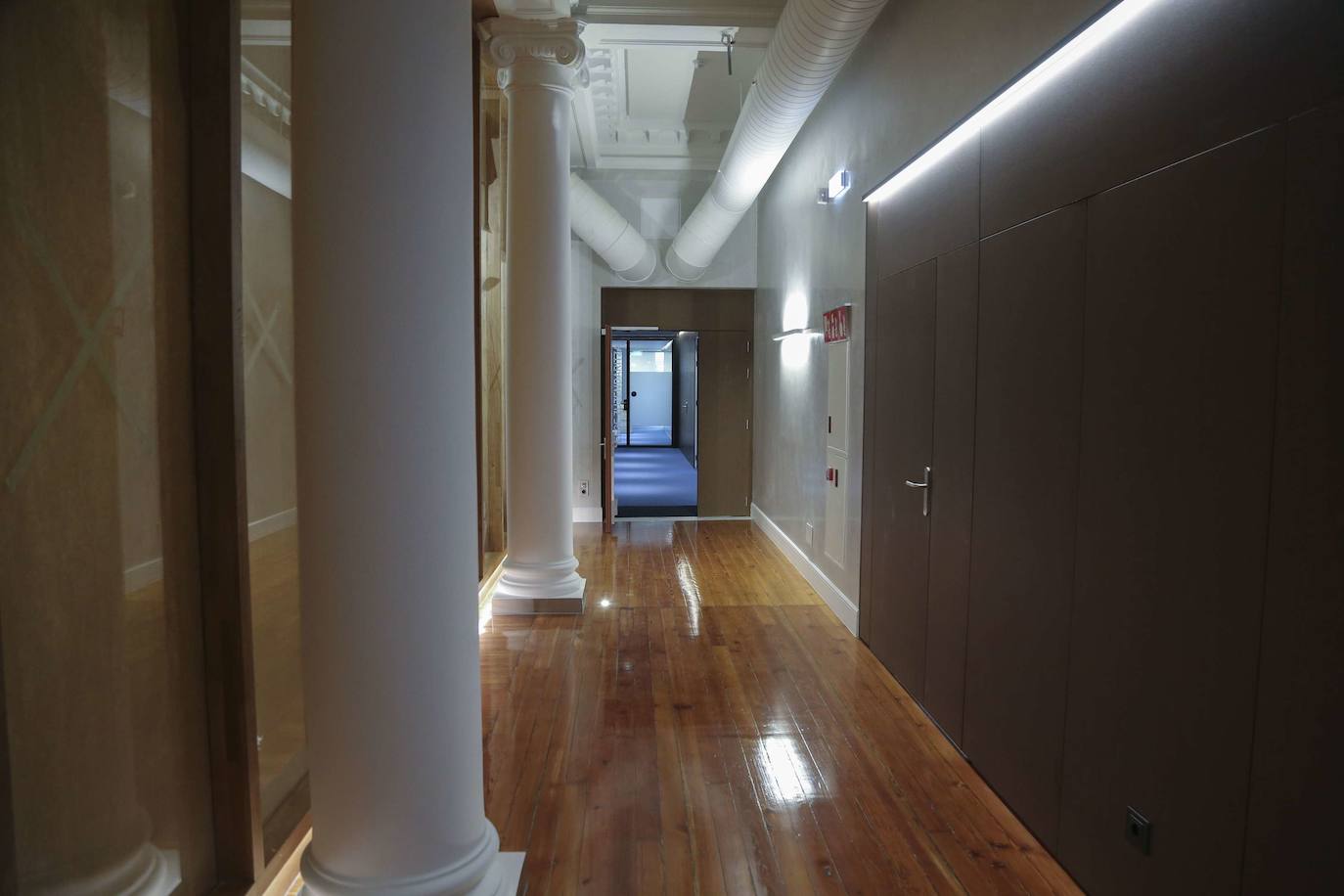 El ala oeste del consistorio donostiarra ha sido sometido a un proceso de renovación que ha permitido adaptar a las necesidades del siglo XXI un edificio del XIX