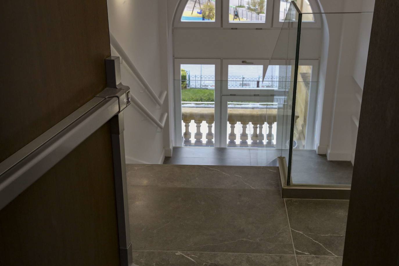 El ala oeste del consistorio donostiarra ha sido sometido a un proceso de renovación que ha permitido adaptar a las necesidades del siglo XXI un edificio del XIX