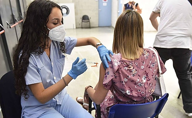 La sexta ola no da tregua y deja otros 11.923 nuevos positivos en Euskadi 