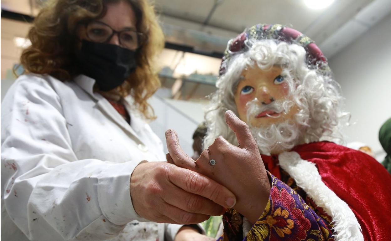 El rey Melchor, con sus dedos amputados. 