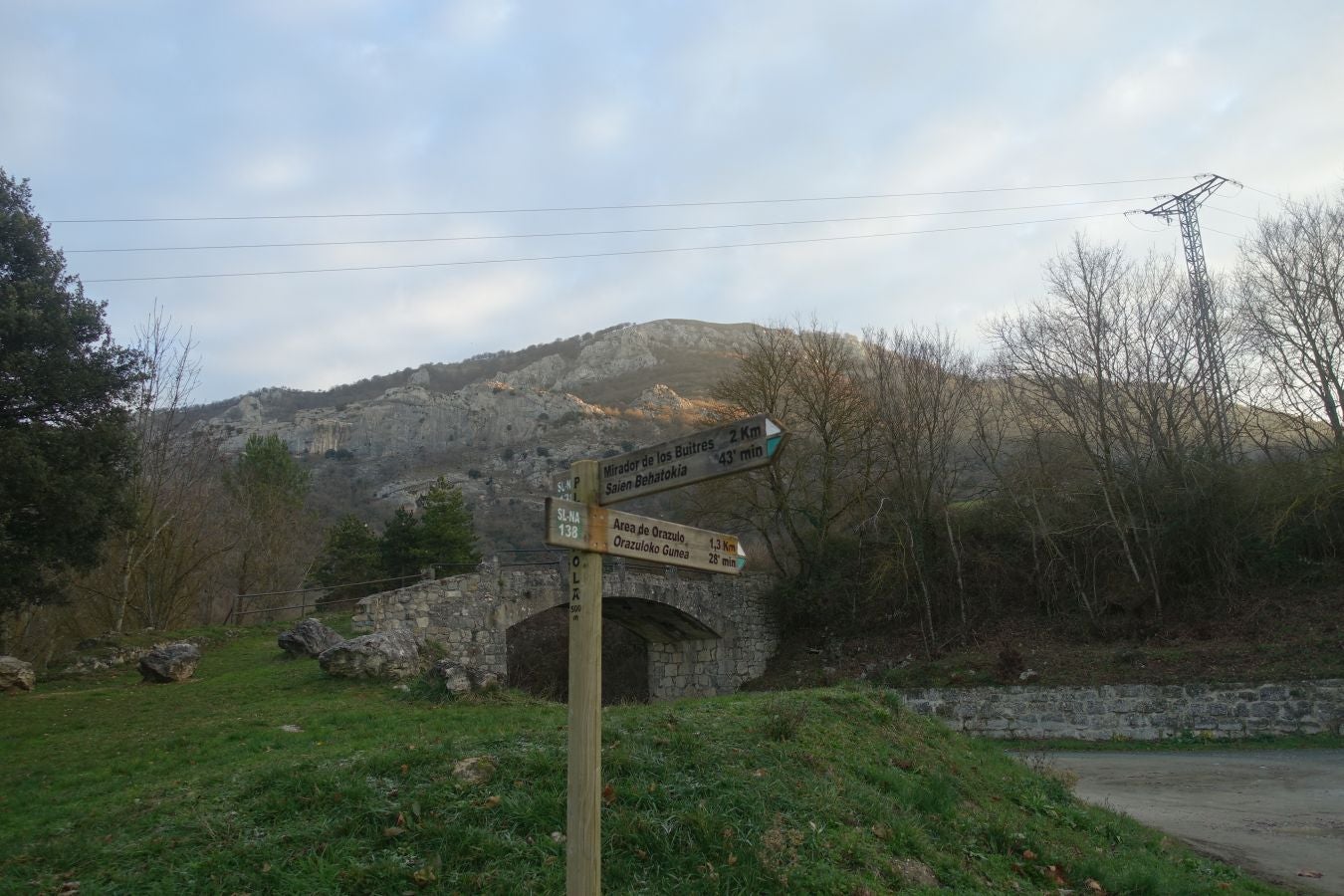 Fotos: Erga, con vistas a los Pirineos