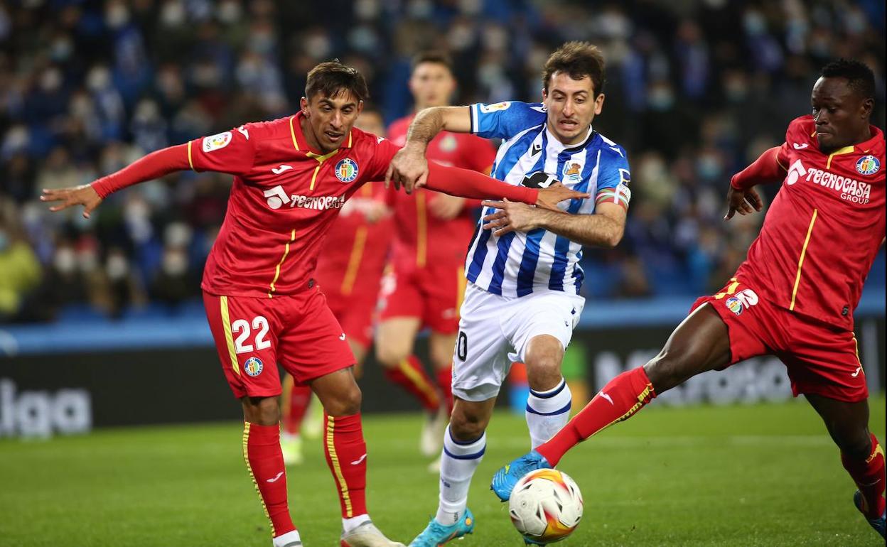 La Real Sociedad se deja dos puntos en un partido muy trabado