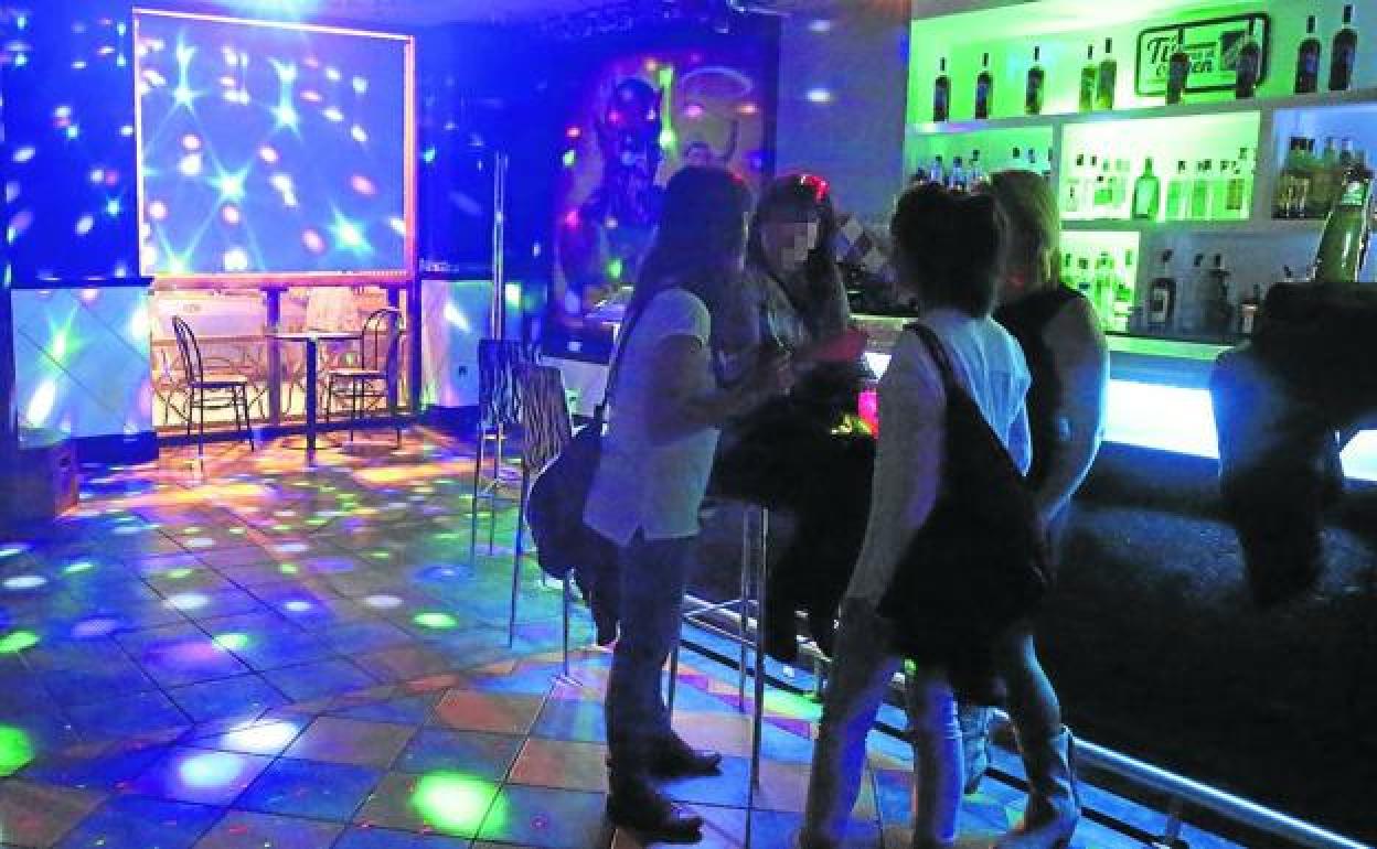 Sector del ocio nocturno de Gipuzkoa: «Es una pequeña alegría después de tanto tiempo de restricciones»