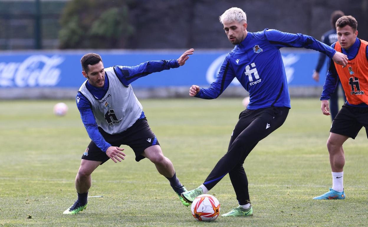 La Real Sociedad cierra la semana sin Martín Zubimendi, Aihen Muñoz ni Rafael