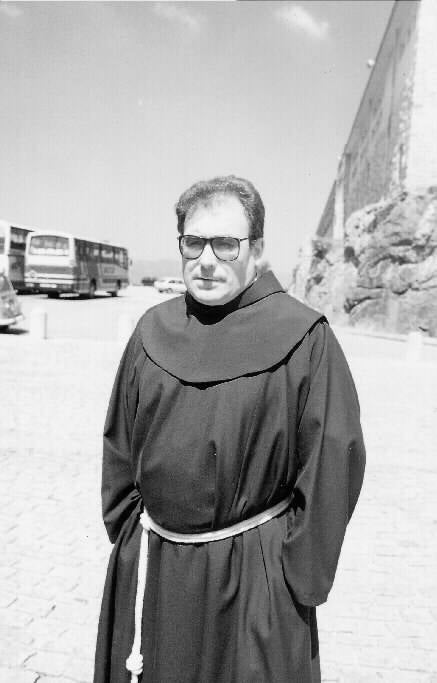 Fotos: Fallece el fraile franciscano Pello Zabala