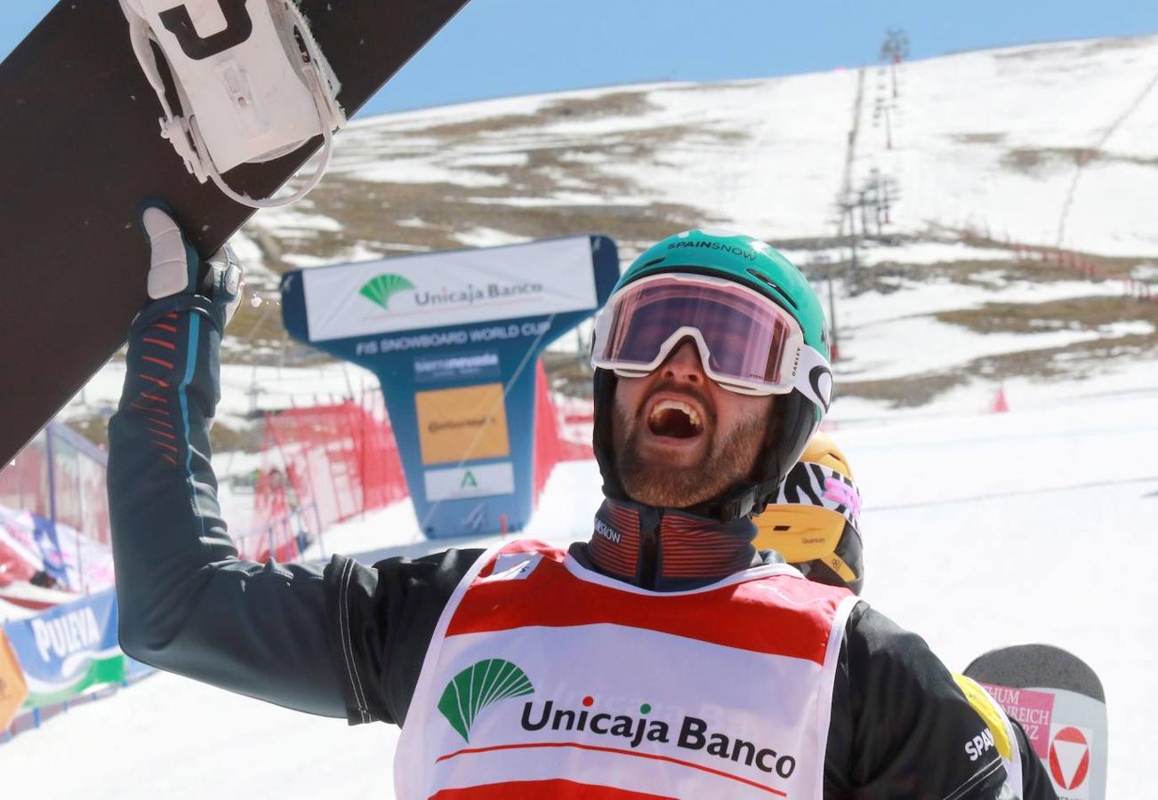 El donostiarra festeja su victoria en la final masculina de la Copa del Mundo de 2020, disputada en Sierra Nevada