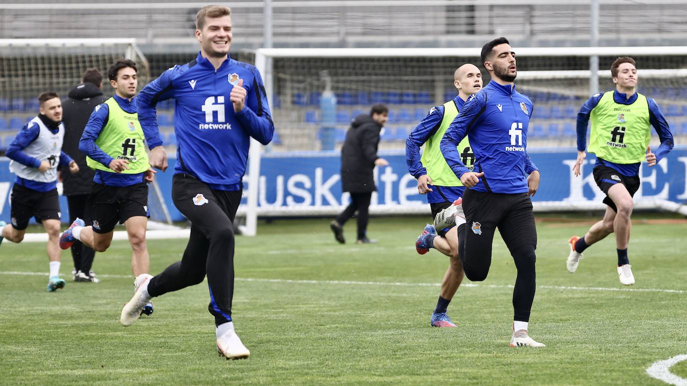 Fotos: La Real entrena en Zubieta pensando en el Granada