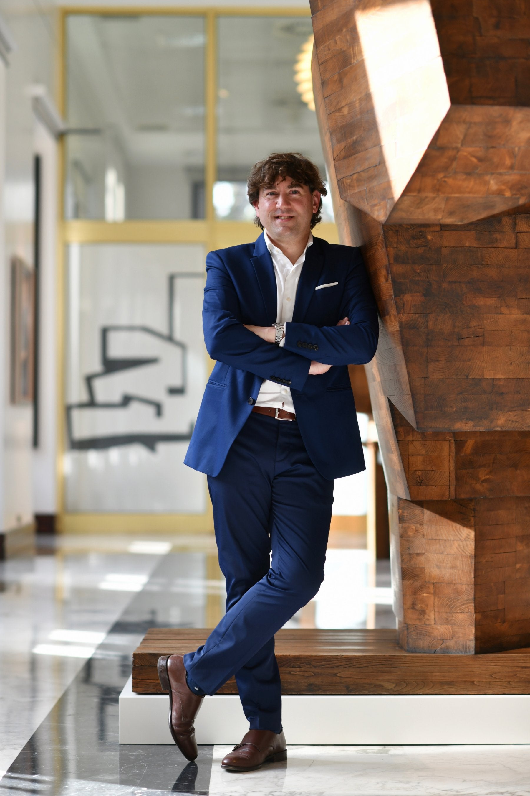 El líder del PSE-EE, Eneko Andueza, en el Parlamento Vasco.