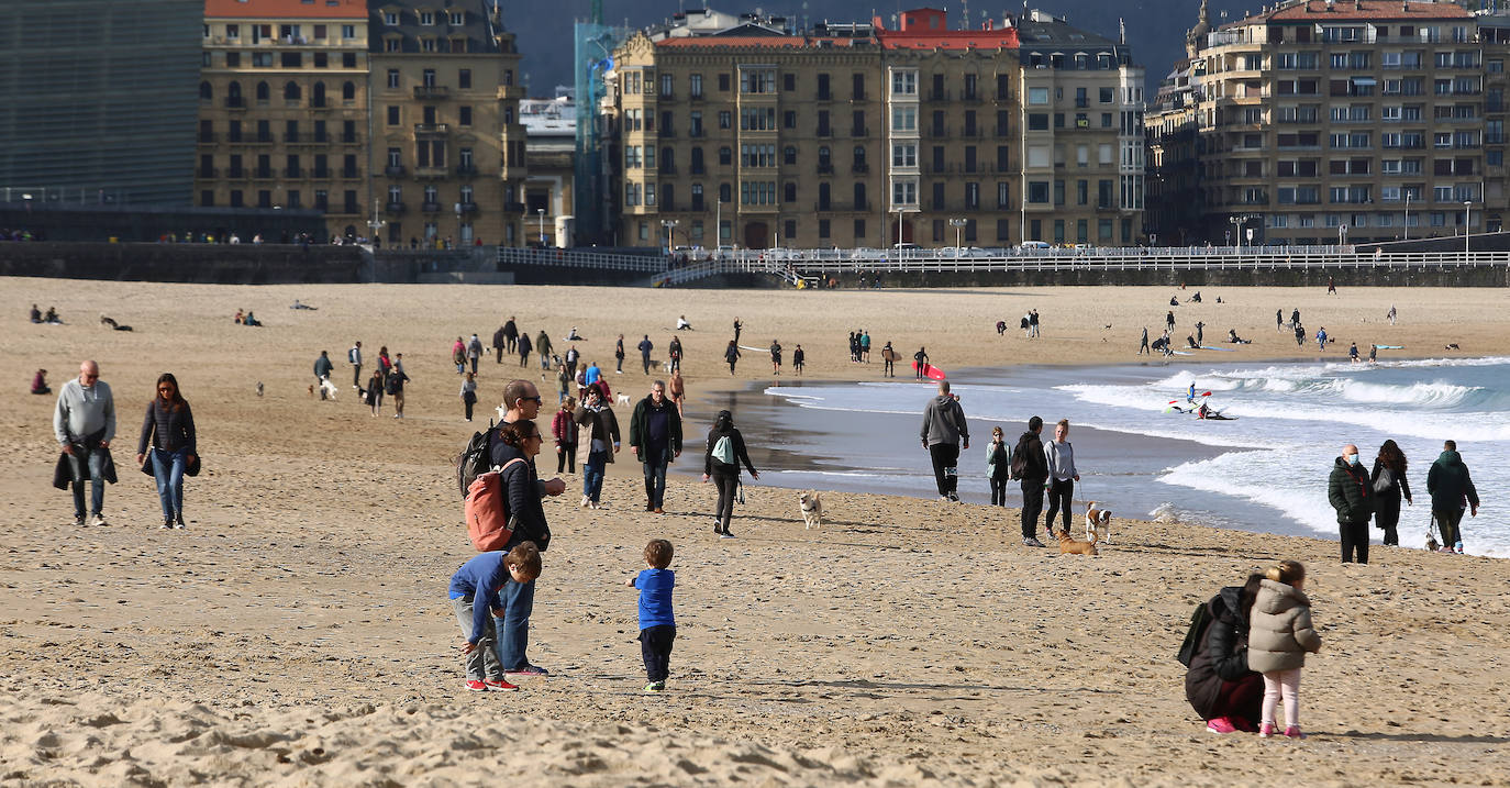 Fotos: Viento sur y temperaturas en ascenso