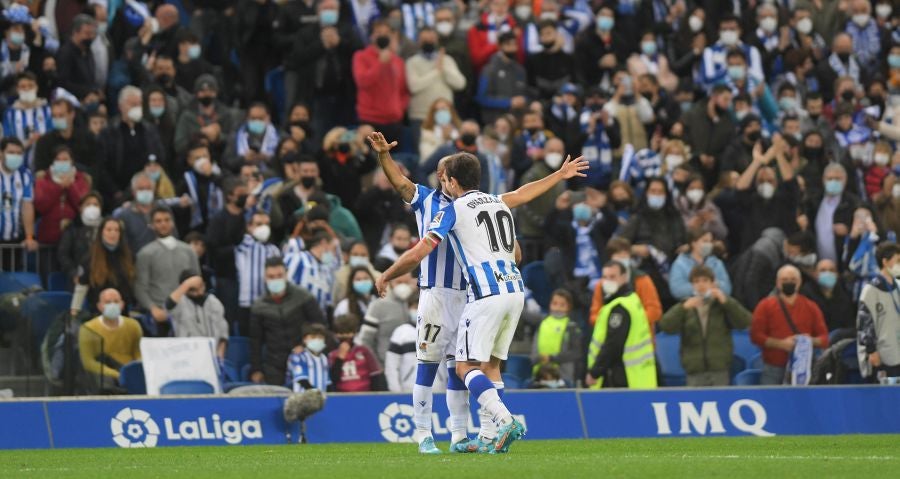 Fotos: El Real Sociedad-Granada en imágenes