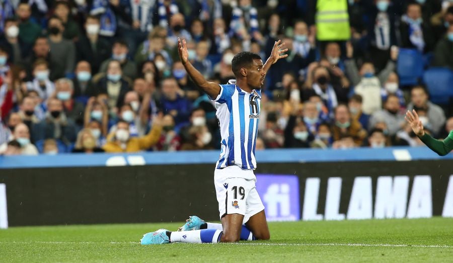 Fotos: El Real Sociedad-Granada en imágenes