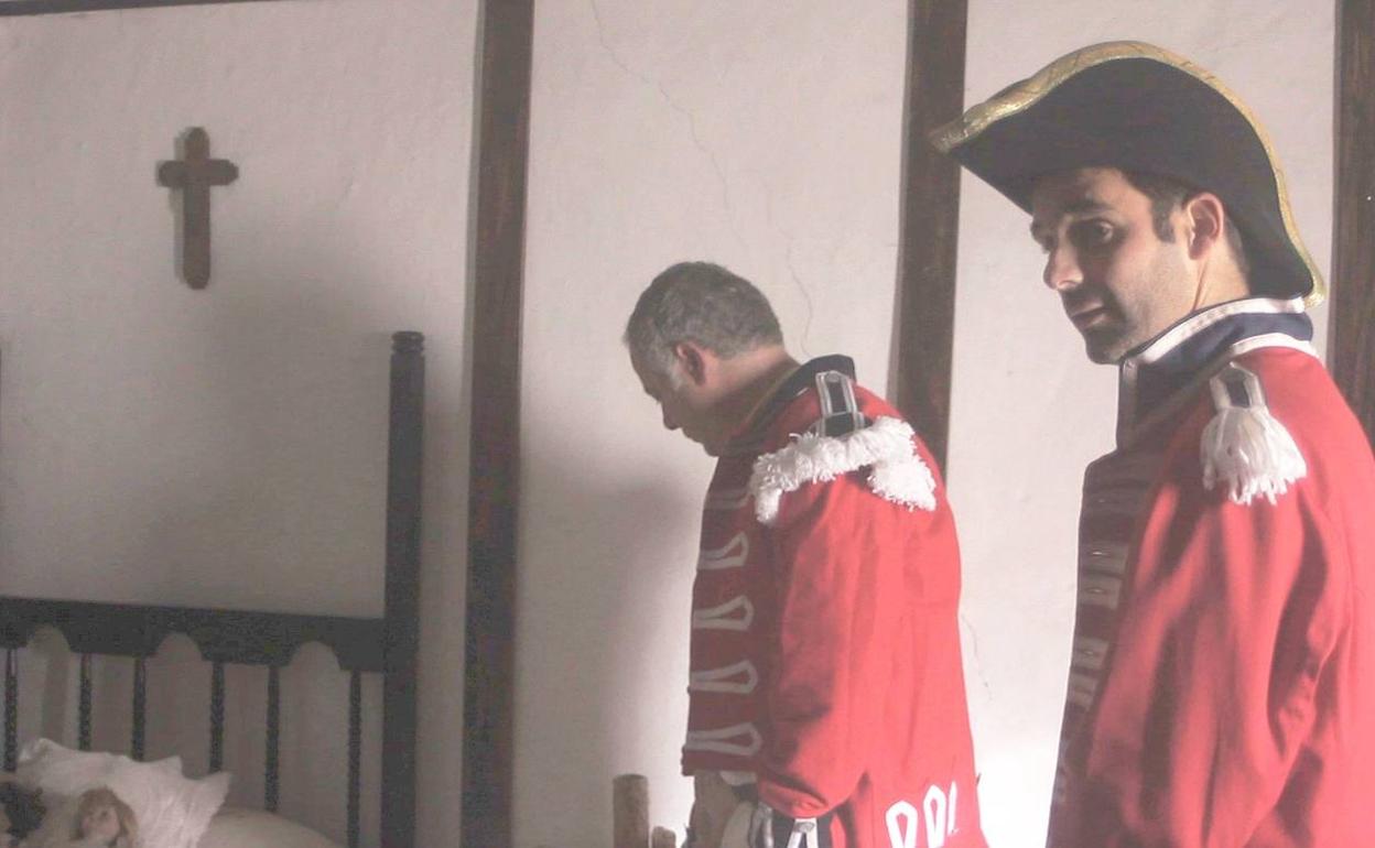 Joseba Usabiaga eta Iker Galartza, soldadu bilakatuta. 