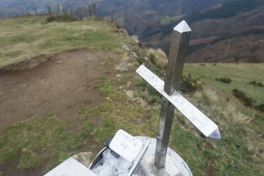 Bajo el manto blanco que ha cubierto esta semana el macizo de Aizkorri se encuentra, Zumarraga y los pueblos que se encuentran en el valle de Urola. 