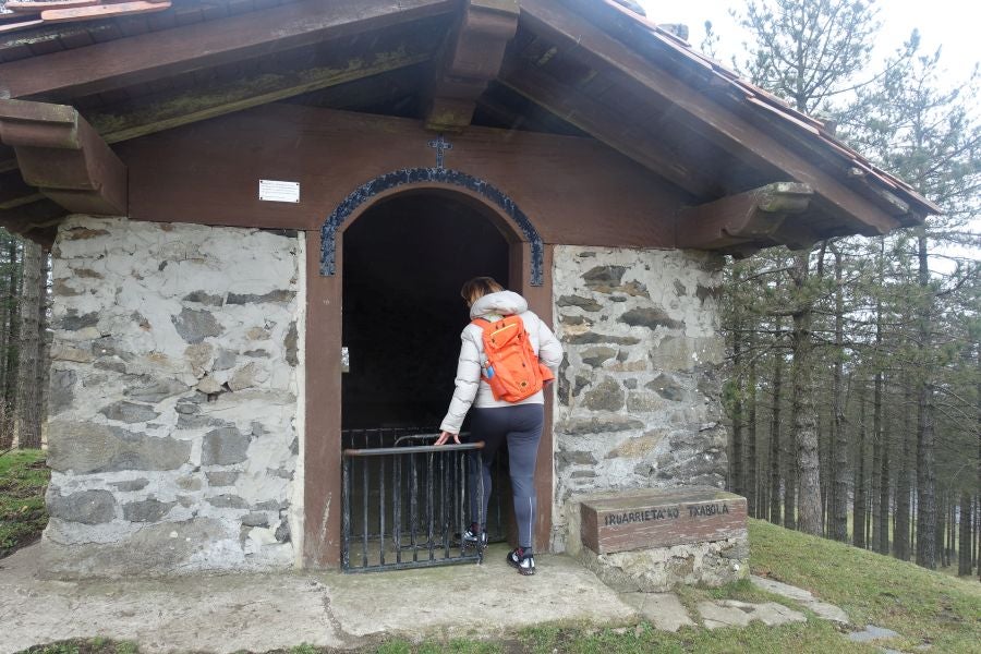 Bajo el manto blanco que ha cubierto esta semana el macizo de Aizkorri se encuentra, Zumarraga y los pueblos que se encuentran en el valle de Urola. 