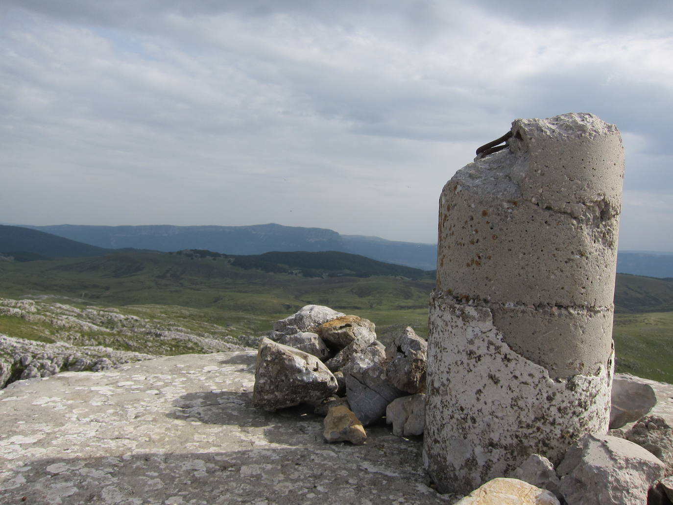 Fotos: Hirumugarrieta, dura subida con premio