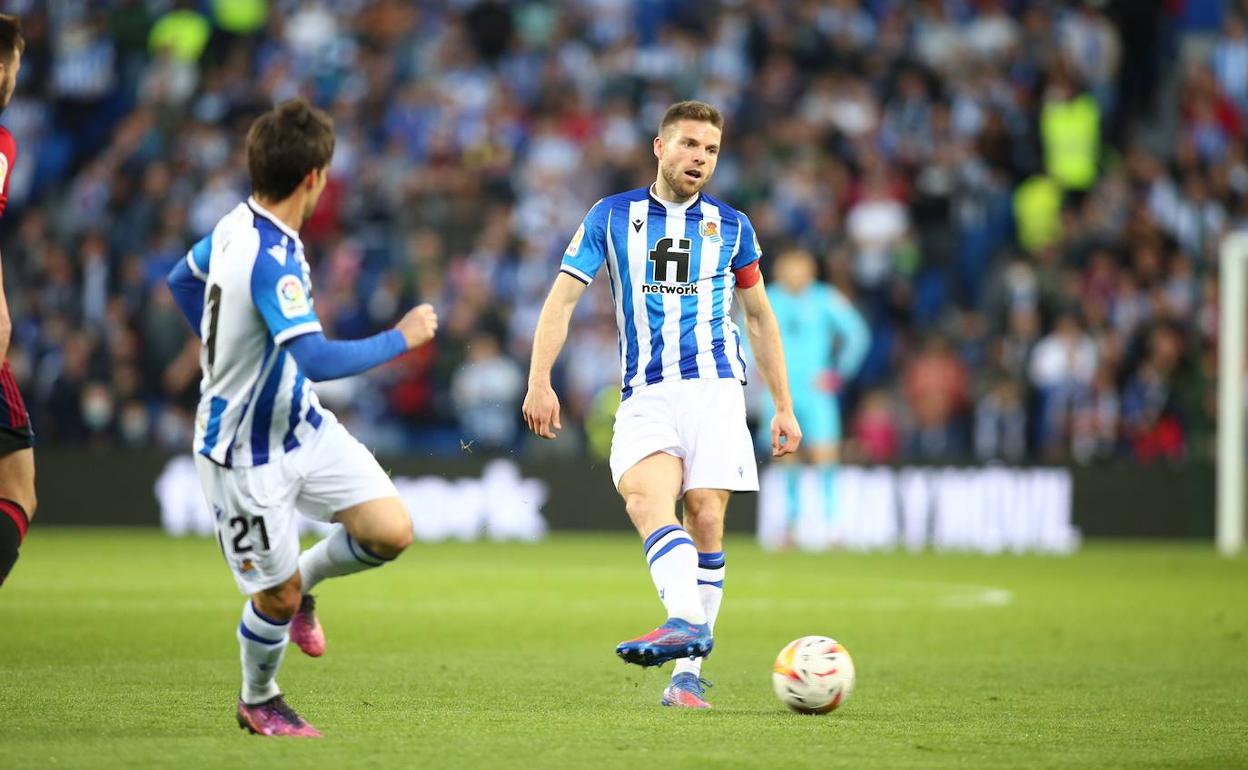 Illarramendi, ante Osasuna este domingo en el Reale Arena.