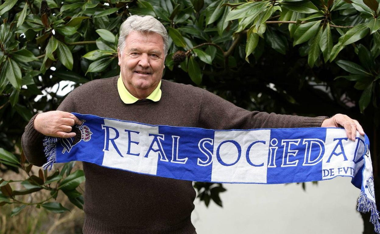 John Toshack, grave con Covid