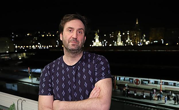 «He vuelto a Cracovia a ayudar lo que pueda a los que huyen de la guerra»