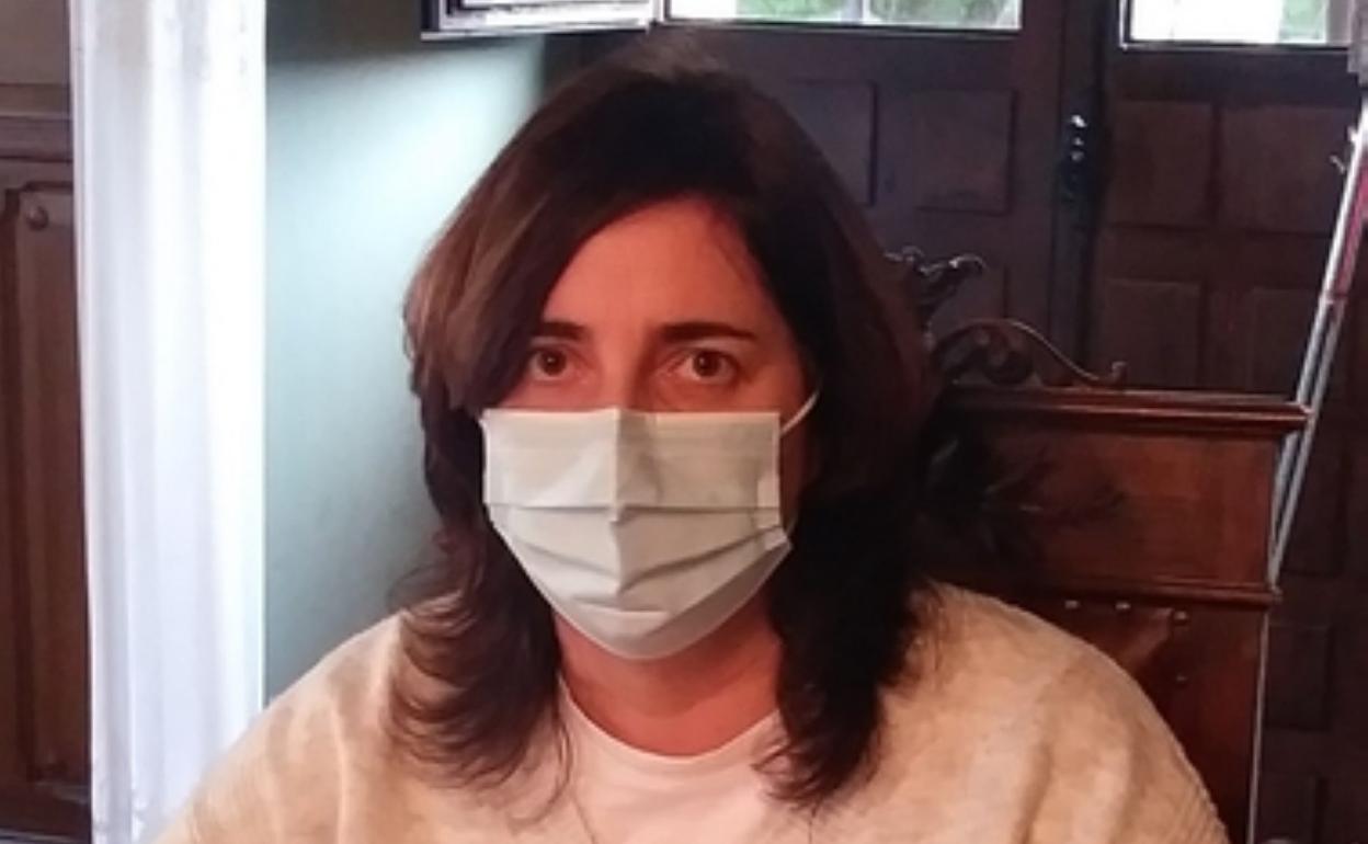 Izarra Urdalleta alkatea. 