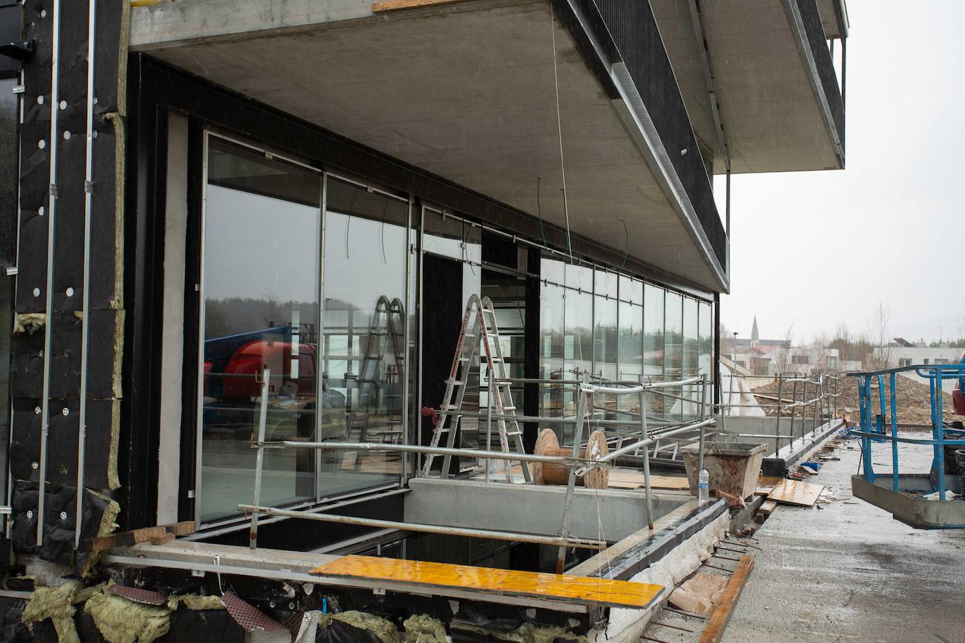 Fotos: Imágenes del exterior e interios de la futuro Fabrika