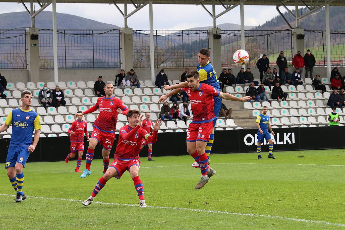 Fotos: El Real Unión se deja sorprender en Gal por el Calahorra
