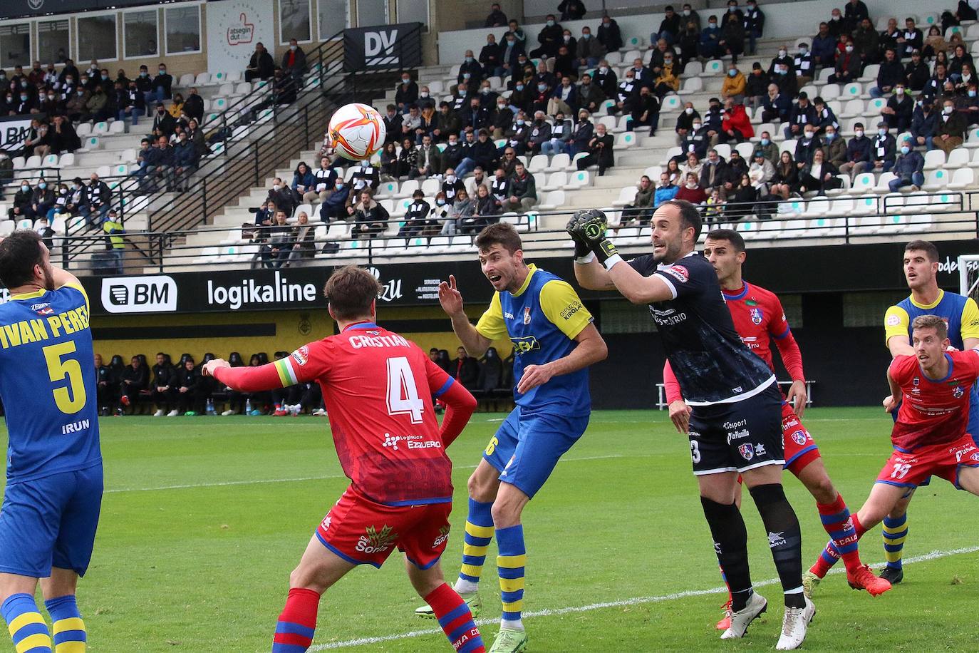 Fotos: El Real Unión se deja sorprender en Gal por el Calahorra