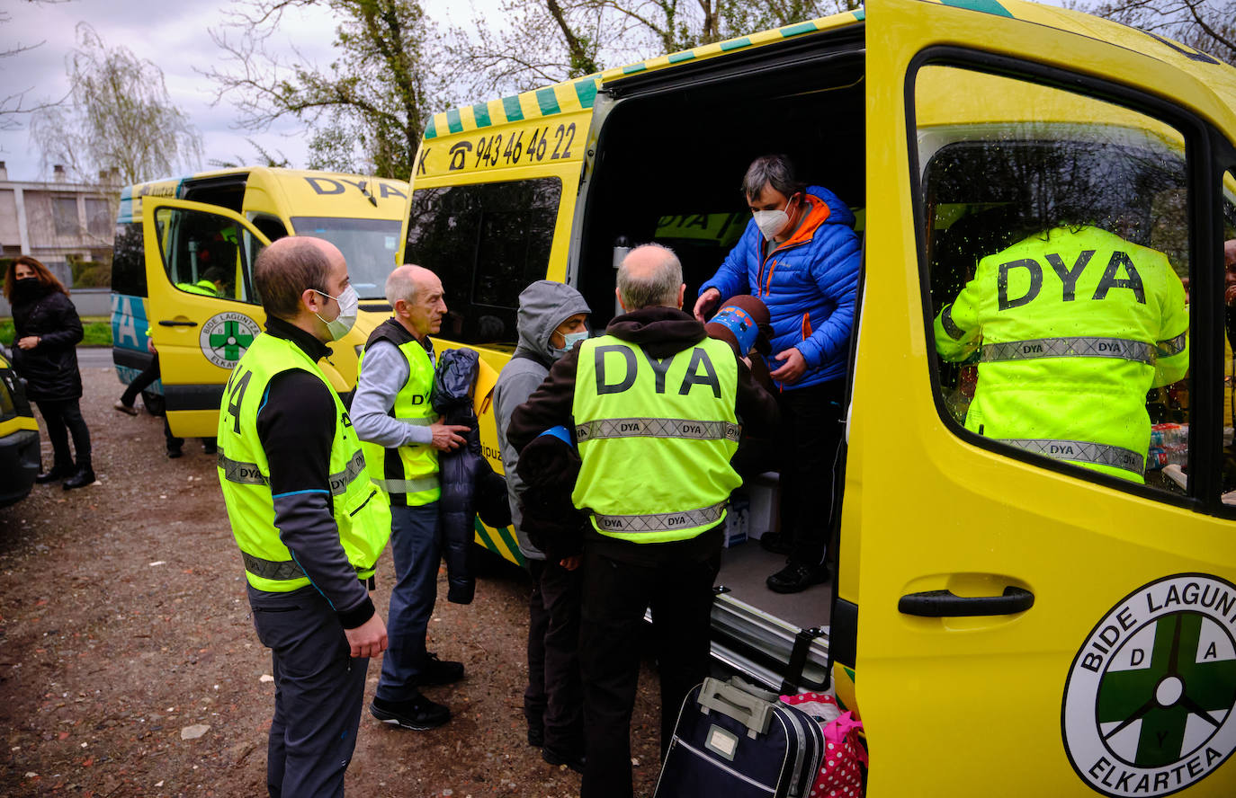 Fotos: DYA Gipuzkoa parte a Ucrania con el objetivo de traer a 18 refugiados