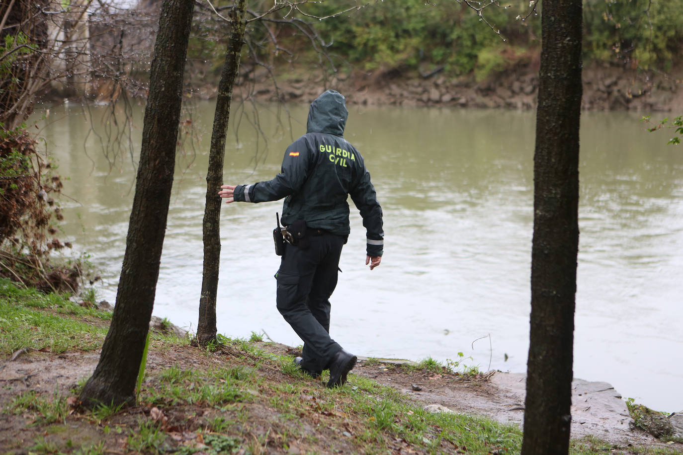 Fotos: Búsqueda de un migrante desaparecido en aguas del Bidasoa