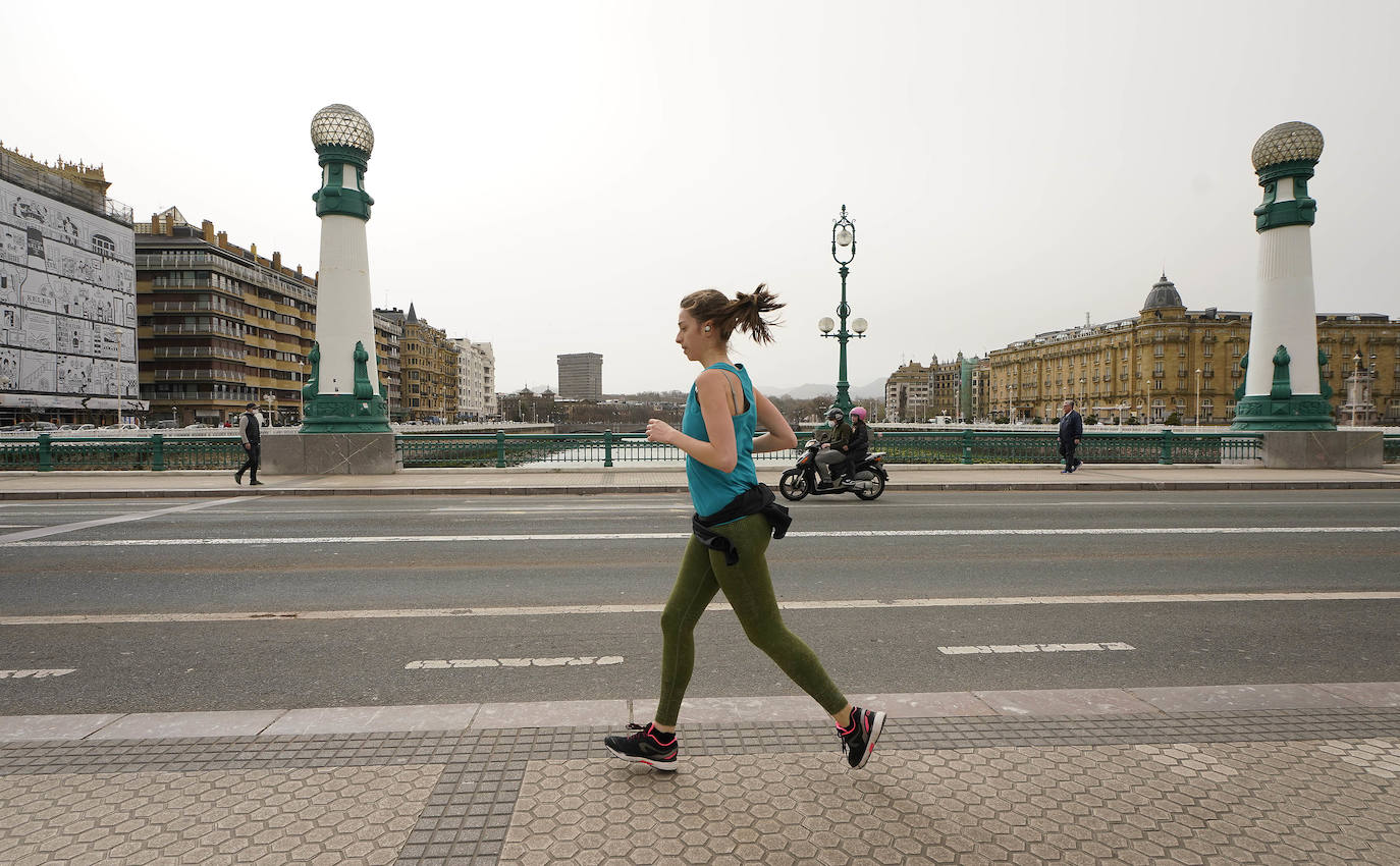 Fotos: Gipuzkoa amanece con calima