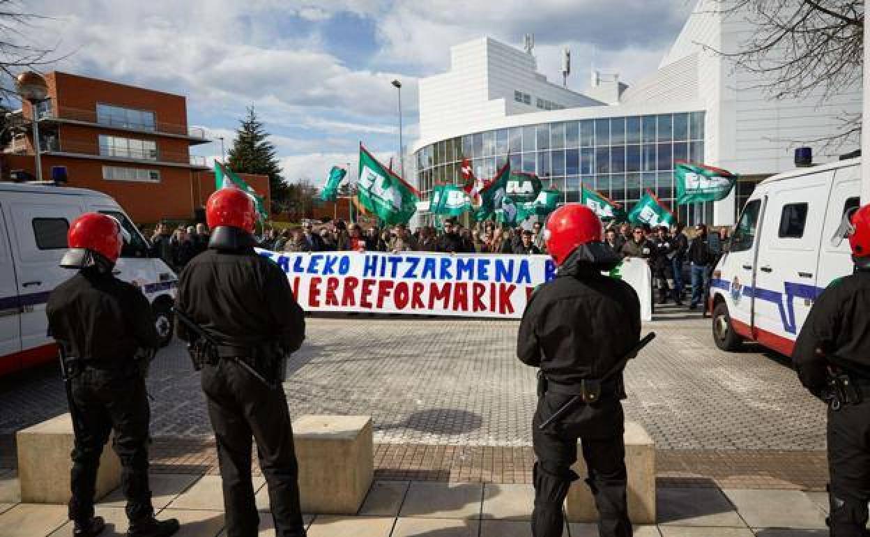 Protesta de los sindicatos en uina imagen de archivo. 